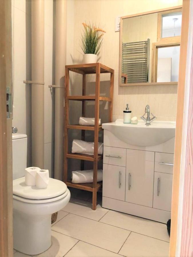 Studio Flat Without Kitchen At Kentish Town London Eksteriør bilde
